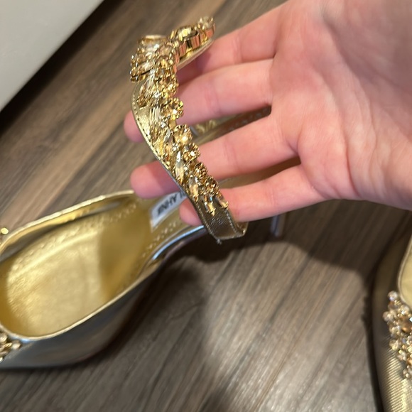 Manolo Blahnik Lurum Mules - Picture 5 of 10